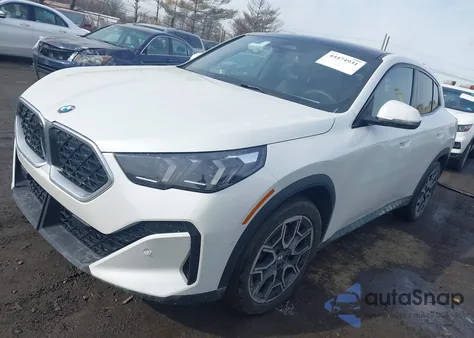 2026 BMW X2 xDrive28I z USA, uszkodzony, nr VIN WBX63GM07T5400863